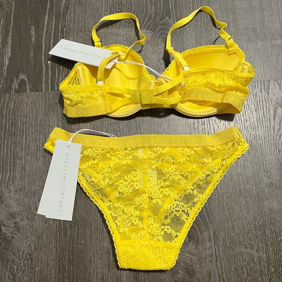 STELLA MCCARTNEY**Emily Blossoming Yellow Padded Bra + Underwear*Sm. $228 - Picture 4 of 5